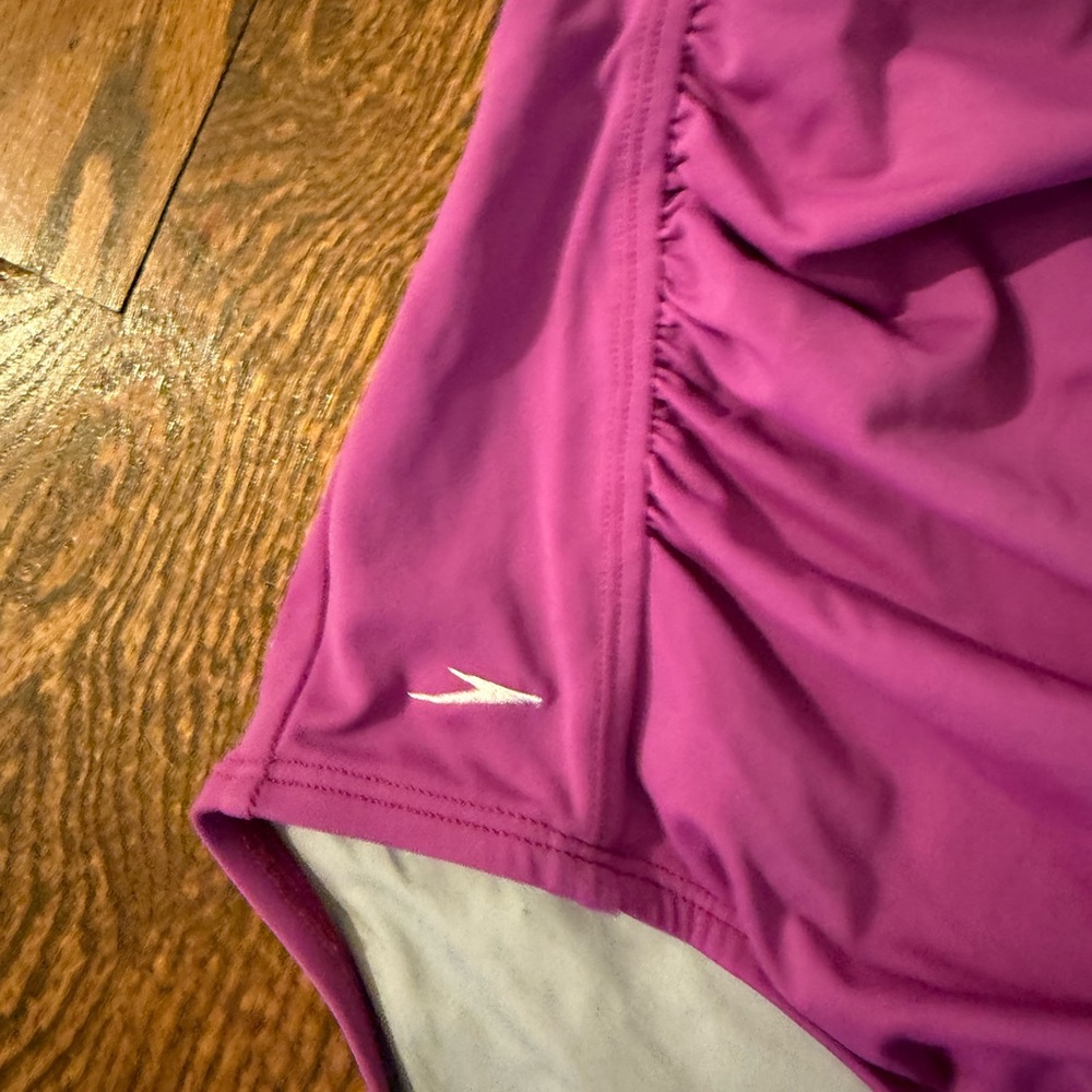 Speedo Ruched One Piece Swimsuit - Picture 2 of 5